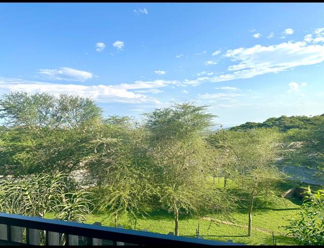 2 BEDROOM APARTMENT FOR SALE IN SHEFFIELD BEACH